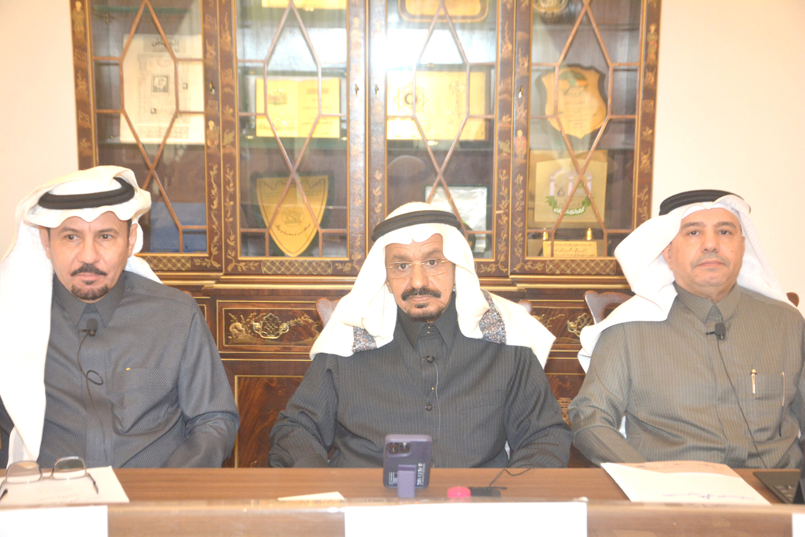 حسين بن علي حسين .. الكاتب والأديب